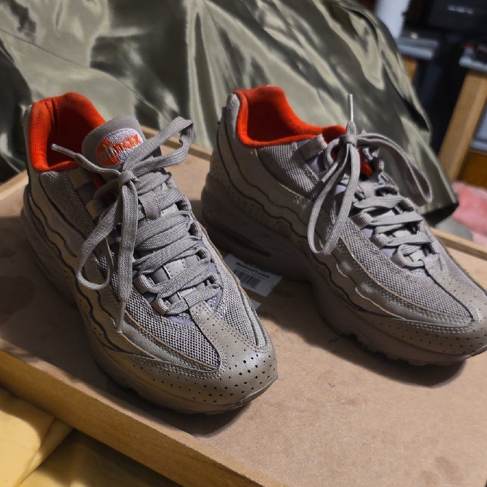 Nike Taupe and Red Sneakers